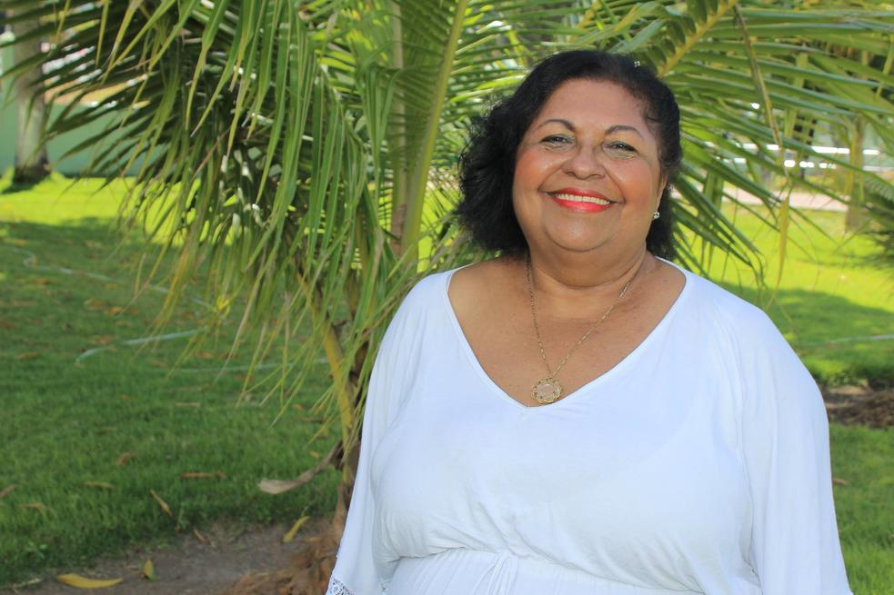 Professora Maria Aparecia Batista, uma das pioneiras no estudo de gênero e raça em Alagoas, mestra em História pela Ufal e ex-presidenta da Adufal.