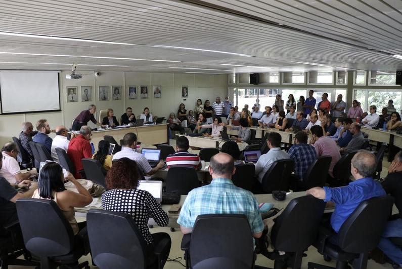 Reunião do Consuni de 14 de maio de 2019, que decidiu pela nulidade dos processos administrativos. 