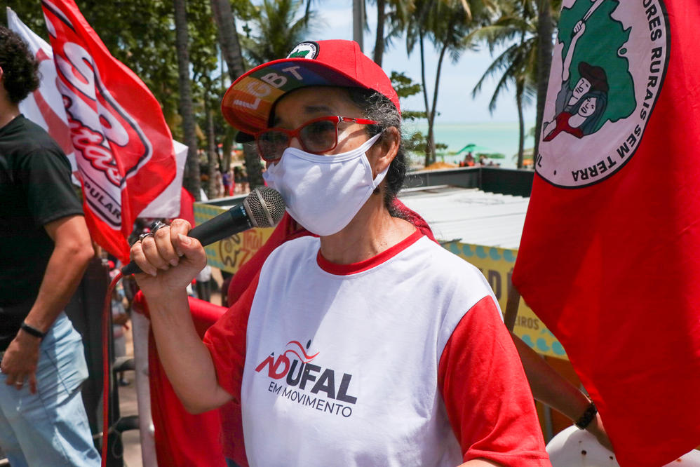 Vice-presidenta da Adufal, professora Sandra Lira.