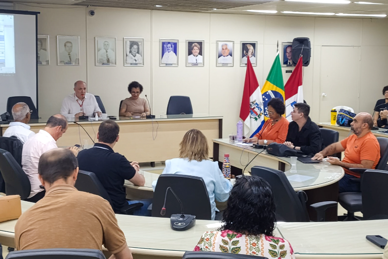 Sessão ordinária do Consuni ocorreu na manhã desta sexta-feira (5).