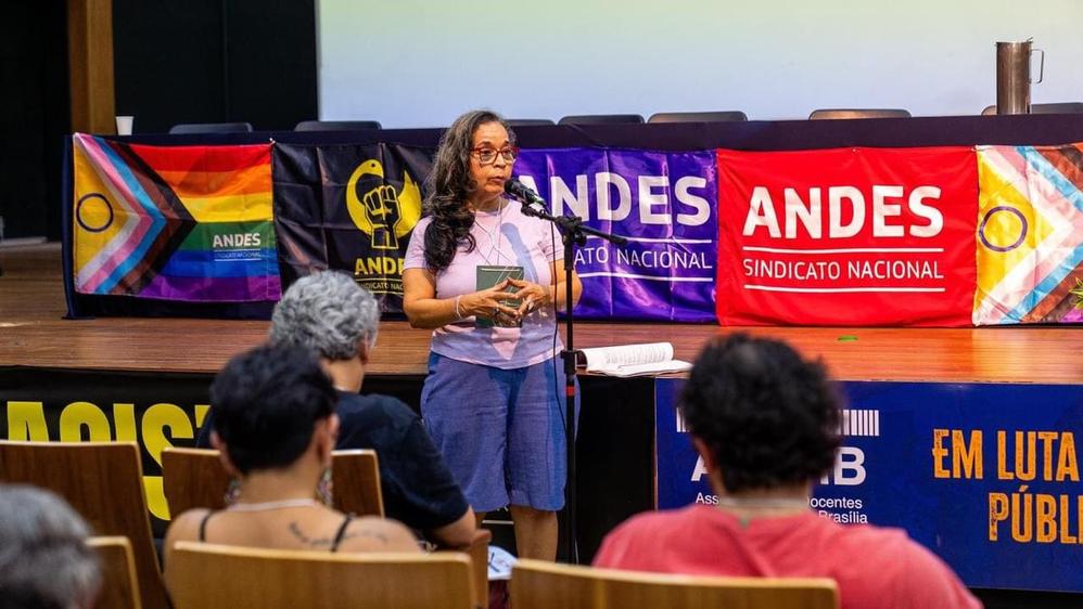 Professora Sandra Lira, diretora de Política Sindical da Adufal.. Foto: Ascom Andes-Sn